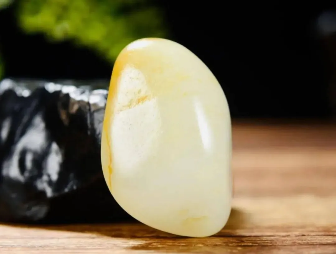 油性最好的精品籽料！哪些才是和田玉的&ldquo;油疙瘩&rdquo;？